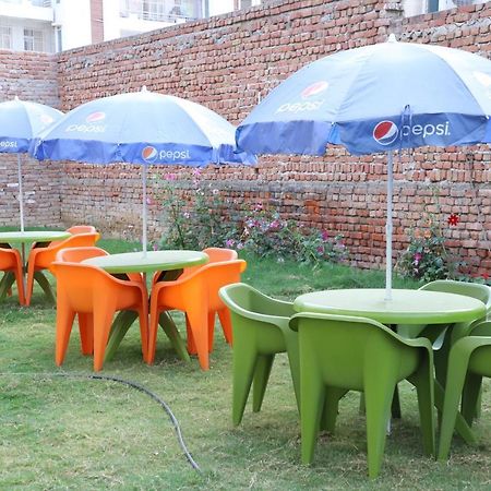 Hotel Dream Comfort Agra  Exterior photo